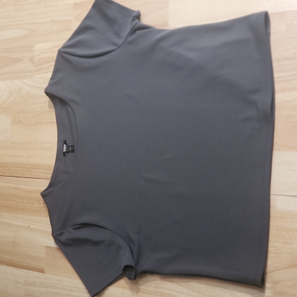 EXPRESS Semi-Cropped Top XL
